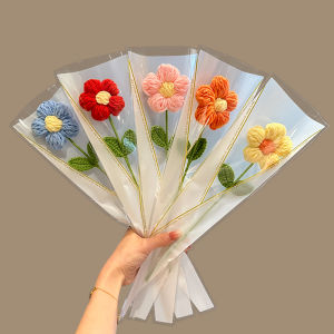 Handmade Red Flower DIY Bouquet Yarn Crafts Childrens Day Kindergarten Primary School Creative Gifts Simple Modern Style