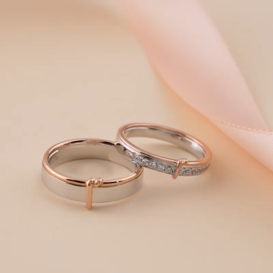 Chow Sang Sang 周生生 18K Solid White & Red Gold PROMESSA Love Knot Diamond Ring for Women (Size: 12 Diameter 16.2mm) 91574R