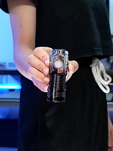 ไฟฉายเล็ก USBชาร์จได้ ไฟฉุกเฉินพกพา กันน้ำ ยิงไกล แสงแรง ปรับโหมดได้ 3 โหมด สำหรับทั้งกลางคืนและแคมป์