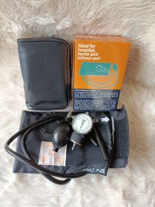 MTI- France Aneroid Sphygmomanomter