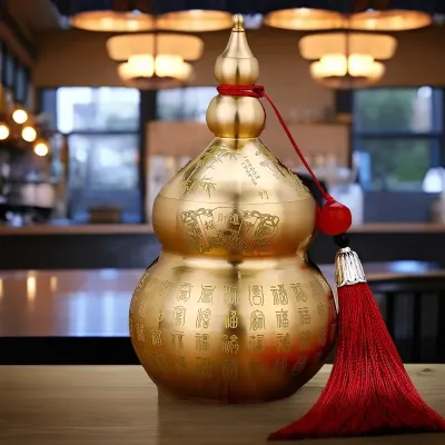 Gourd Ornament: Open-Top Chinese-Style Brass Feng Shui Gourd—Desktop Wealth-Bringing Carved Feng Shui Decorative Item