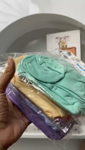 (ISI 3) TOPI SARUNG TANGAN DAN KAKI BAYI POLOS / MOTIF Set Perlengkapan Newborn Baru Lahir 0-6 0-3 0-12 Bulan SNI Bahan Katun Premium Perempuan Laki-Laki Kado Lahiran Sartaki babycinnamon