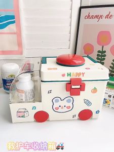 ฟรีสติ๊กเกอร์ กล่องยารถพยาบาล กล่องเก็บยา ขนาดใหญ่ จุได้เยอะ กล่องยา กล่องเก็บยาทรงรถพยาบาล สุดน่ารัก