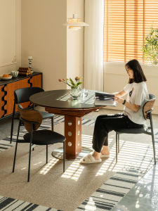 DIPU | Versatile Round Extendable Dining Table
