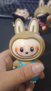 Mainan labubu Keychain Change Face Labubu Ganti Wajah Boneka Gantungan Kunci Toy Lucu Kreatif