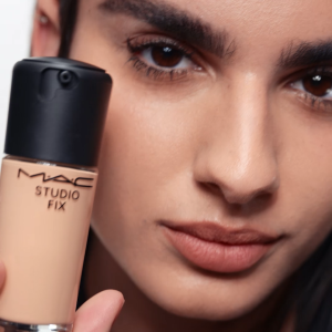MAC Studio Fix Fluid SPF 15 30ml 24HR Matte Finish Liquid Foundation full coverage oil control ​