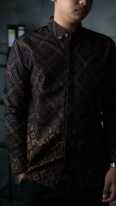 DGM Kemeja Batik Panjang Pria Furing Premium Coklat Tribal 2198