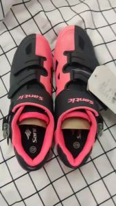 ขายโล๊ะ (ขายตามสภาพ) รองเท้าปั่นจักรยาน SIZE 42/44 รูปทรง รองเท้าจักรยานเสือหมอบ ของ Santic