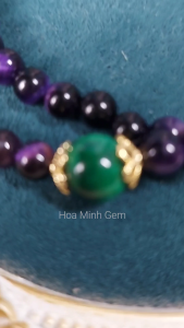 Vòng tay kiểu quấn 3 chất đá Mắt Hổ màu tím (có xử lý) size hạt 6.5 li phối viên mắt hổ xanh lá ốp hoa xi vàng cho mệnh Hỏa Thổ | Hoa Minh Gem