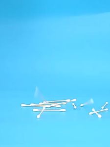 Hộp 500 cây tăm bông ráy tai thân tăm gỗ 2 đầu chất liệu bông cotton gòn mềm khử khuẩn vệ sinh an toàn