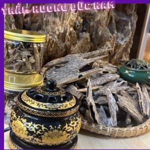 Trầm Hương Miếng Tự Nhiên  TẶNG THAN HOẠT TÍNH  cao cấp mùi trầm thơm ngọt tự nhiên khi xông đốt