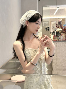 Khăn Choàng Lụa Nữ Mùa Hè 2024 Mới Nhỏ Phong Cách Nước Hoa Ren Du Lịch Bãi Biển Khăn Trùm Đầu Mùa Xuân Hè Nổi Tiếng Che Nắng Khăn Tam Giác