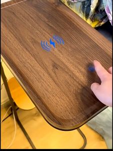 Compact & Stylish C-shaped Side Tables: A Smart Choice for Your Living Room & Bedroom