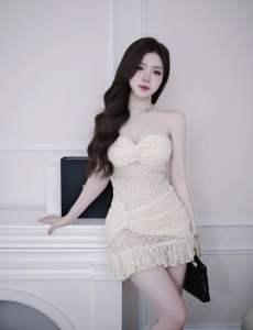 Váy ren cúp ngực nhún eo