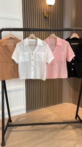 BL20721 V Neck Collared Eyelet Top