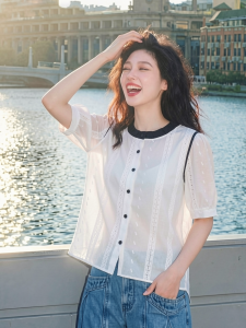 Basic House | Cotton Lace Short Sleeve Rounded Neck Womens Shirt
