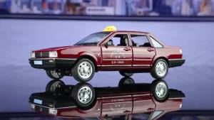 New Houdi 1:24 Santana Taxi TAXI Taxi Alloy Acousto-Optic Warrior Four-Wheel Shock Absorber Simulation Car Model
