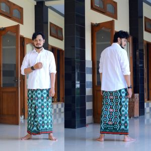 Sarung Batik | Sarung Goyor | Sarung Tenun | Sarung Santri