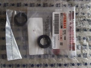 SEAL KRUK AS MAGNET KANAN NOUVO SIL KRUK AS KANAN MIO FINO SEL SIL CRANKSHAFT KANAN MIO SMILE SPORTY 93102-19800