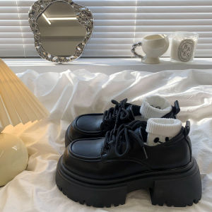 รองเท้าส้นหนาสำหรับผู้หญิง ส้นเตี้ย พื้นยาง สวมใส่สบาย สไตล์อังกฤษ รองเท้าส้นแบนแบบสวม สวมใส่สบาย รองเท้าส้นแบนแบบสวมสำหรับฤดูใบไม้ร่วง