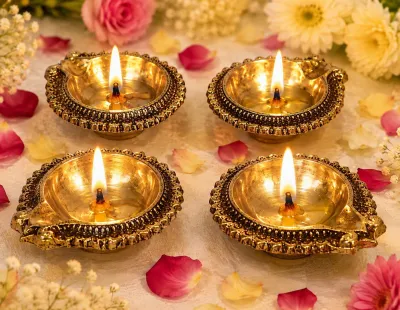 Premium Handcrafted Brass Kuber Diya - Ornate Design - Gold Interior - Silver Edges - Religious Decoration - Home Lighting 1.7 inches diameter Pack of 1
