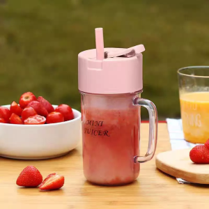 (Local sellers)Portable Electric Juice Cup With Straw-500ML Mini juicer Fruit Vegetable Blender Mixer USB Charging Household Juice Smoothie Milkshake juicer