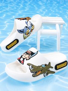 Boys Bath Slippers Indoor Anti-Slip 2025 New Childrens Bathroom Washing Cool Slippers Baby One-Strap Slippers Cartoon Style EVA Material