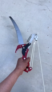 กรรไกรตัดกิ่งไม้ กรรไกรตัดกิ่งไม้สูง ที่ตัด ตะขอตัดแต่งกิ่ง ใช้สำหรับสวน เเข็งเเรง ทนทาน DD846