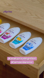 Marina UV WHITE Hand And Body Lotion 185ml Membuat Kulit Tampak Lebih Cerah Merata Dan Terasa Kenyal