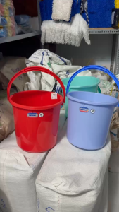 Xô nhựa Duy Tân 8L không nắp (giao màu ngẫu nhiên)