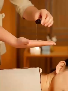 Máy Massage Giác Hơi Cầm Tay G05-A Với 8 Đầu Massage Có Đèn Hồng Ngoại Tặng Kèm Tinh Dầu BH 2 Năm