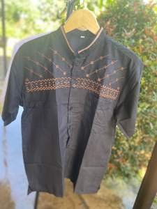 BAJU MUSLIM PRIA DEWASA MOTIF BORDIR LENGAN PENDEK BAJU KOKO BORDIR PRIA DEWASA LENGAN PENDEK