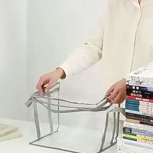 【3สี】กระเป๋าเก็บหนังสือ กระเป๋าใส่หนังสืออะคริลิคใสใหญ่ (PVC) เก็บของ เนกประสงค์ กันน้ำ กันฝุ่น วางซ้อนกันได้ มีซิป