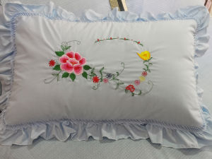 แฮนด์เมดสีฟ้าจริงๆผ้าแบบเก่า ลูกไม้ ปลอกหมอนเครื่องสองด้าน งานปัก ปลอกหมอนคนเดียวสะบัด