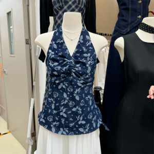 chaqi | Retro French Style Slimming V-Neck Floral Off-Shoulder Camisole