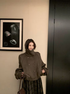 Vintage Standing Collar Double Breasted Loose Silhouette Short Wool Coat