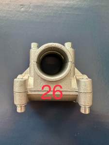 Cùm khớp nối máy cắt cỏ ( 26mm )