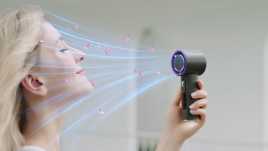 LED-Display Handheld Fan – 5000 mAh Runtime & Built-In SOS Flashlight for Outdoor Safety