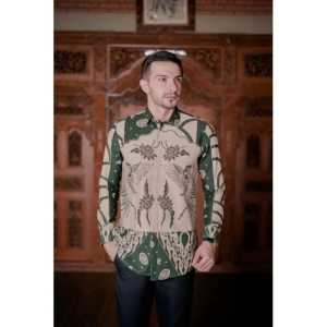 KEMEJA BATIK KATUN PREMIUM/Katun Dorby Premium LAPIS PURING MOTIF PARIKESIT HIJAU