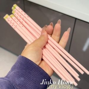 Strawberry Ceramic Chopsticks For Home Food Grade High Temperature Resistant Anti-Mold Public Chopsticks Good-looking Easy to Clean for Students Couple