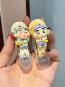 Nail Clipper Crayon Shin-Chan 蜡笔小新指甲剪 Pemotong Kuku Gunting Kuku Kartun Comel Keluli Tahan Karat Cartoon Portable Nail Manicure Household Items