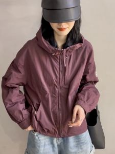 Spring Autumn New Loose Sporty Fashion Hooded Sun Protection Jacket Womens Korean Version Zipper Sunscreen Cardigan