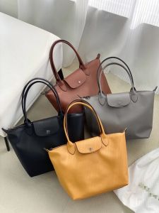 High-quality cowhide dumplings hand bill shoulder advanced sense business travel computer bag fitness bag