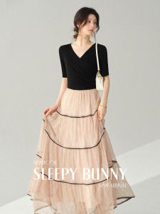 Lace V-Neck Dress Fitted for Petite Ladies