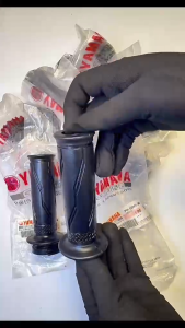 HANDLE GRIP SET W/ END GRIP MIO I 125 (M3) LEFT AND RIGHT (2PH)