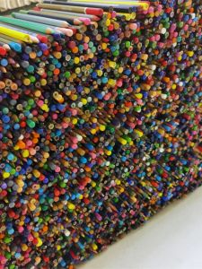 Oil-Based Coloring Pencils Set of 100 for Drawing And Painting Non-Water Soluble Approximately 30 Colors Approximately 100 Pieces