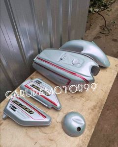 Paket hemat body gl 100 gl 125 gl cepek tangki impor pres pbrikan set cover aki sepasang spakbor ninja R/RR dan batok 57 inc super tebal detail orig1nal