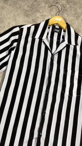 TERBARU KEMEJA SALUR STRIPE PRIA LENGAN PENDEK DISTRO CASUAL BAJU HEM GARIS GARIS PREMIUM