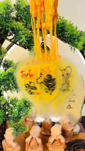 Lá bồ đề 12 con giáp cao cấp  làm từ lá nguyên bản  để ốp lưng điện thoại treo xe ô tô