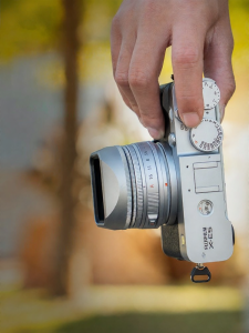 JJC | Metal Retro Magnetic Mount Lens Hood for Fujifilm Lenses